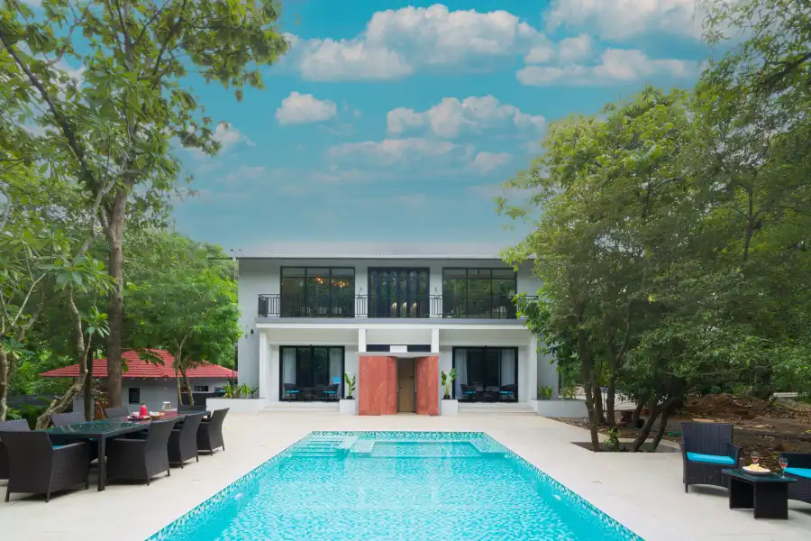 Arabella, Alibaug