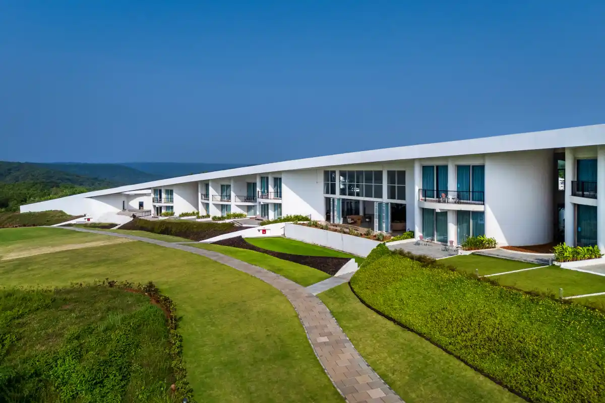 Araqila (Premier Sea View Room), Aravali, Sindhudurg