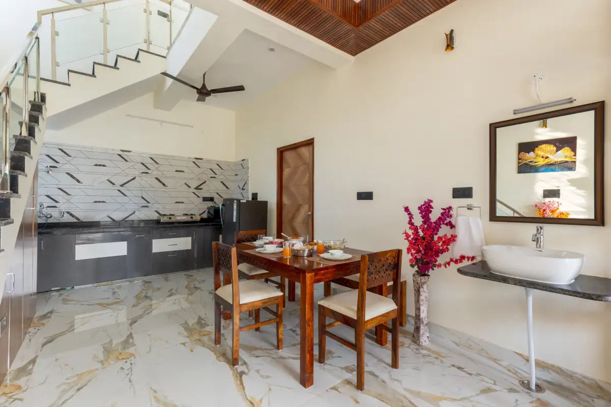 Aravilla-3-bedroom-private-pool-udaipur-aravalli-retreat-Lawns, Udaipur