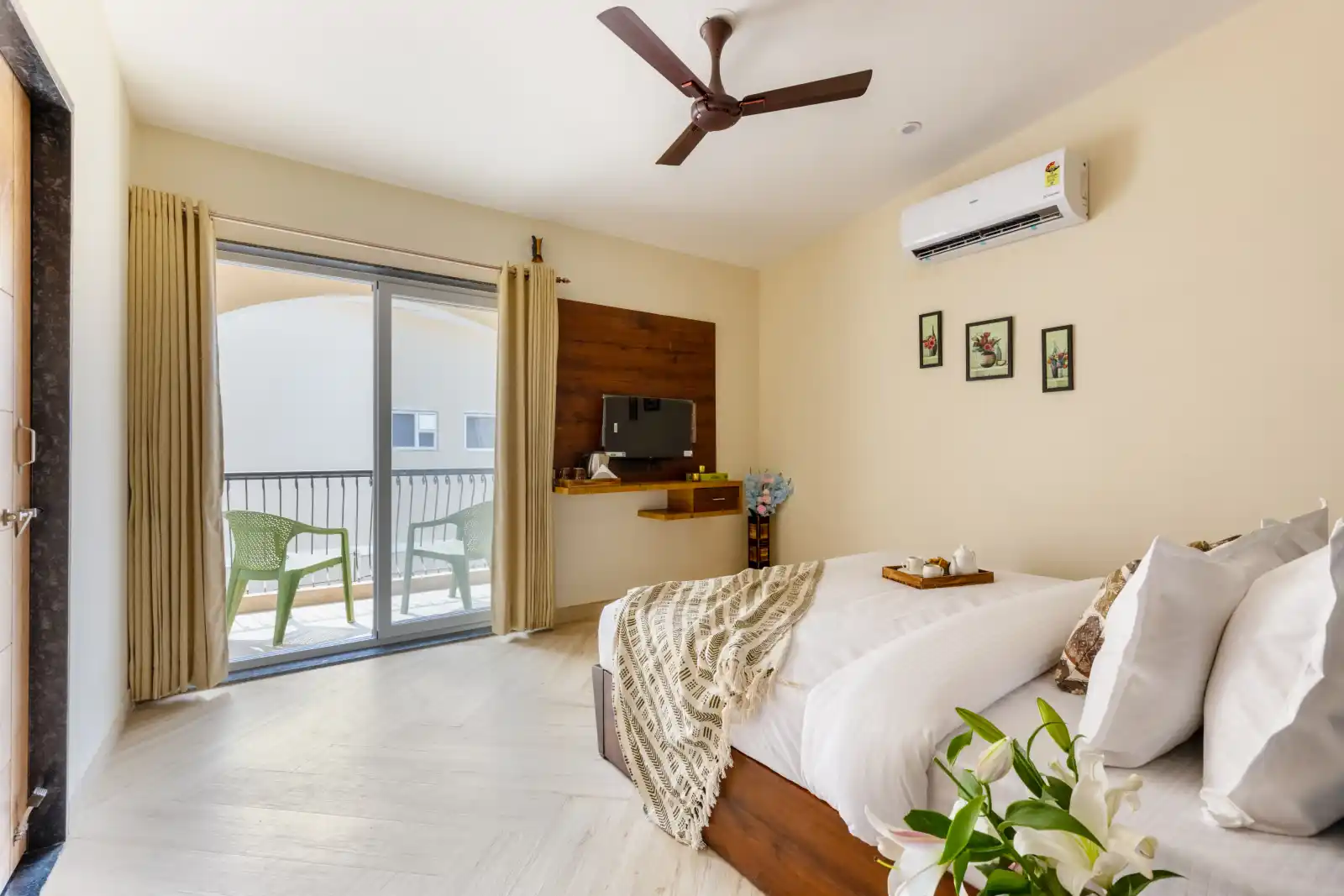 Aravilla-3-bedroom-private-pool-udaipur-aravalli-retreat-Lawns, Udaipur