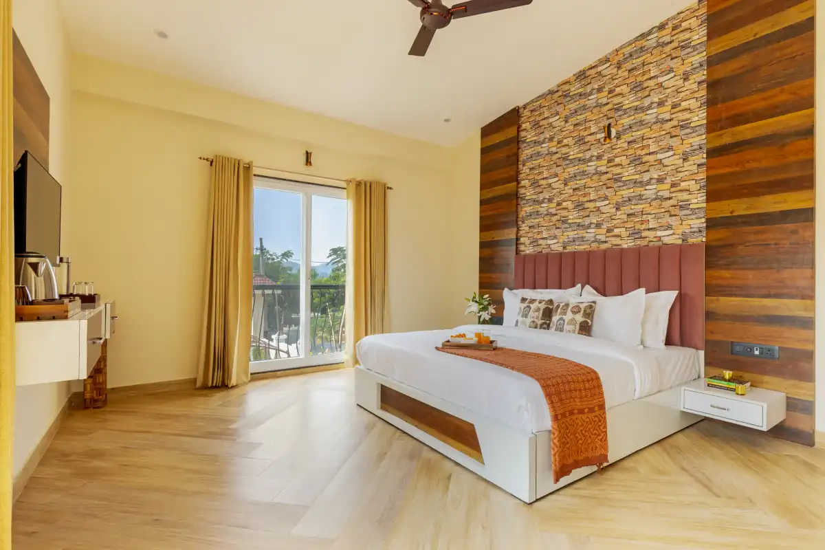 Aravilla-3-bedroom-private-pool-udaipur-aravalli-retreat-Lawns, Udaipur