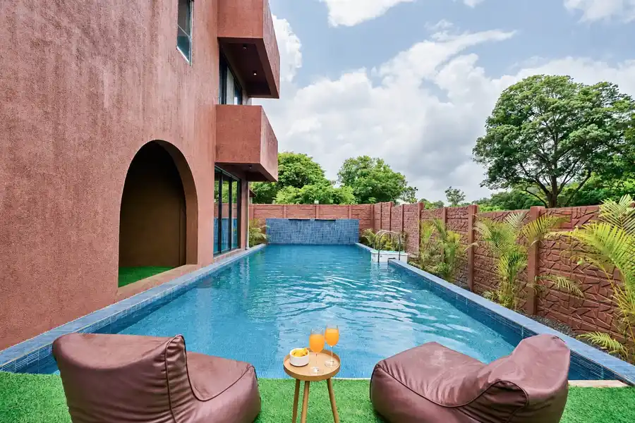 Arcia, Karjat