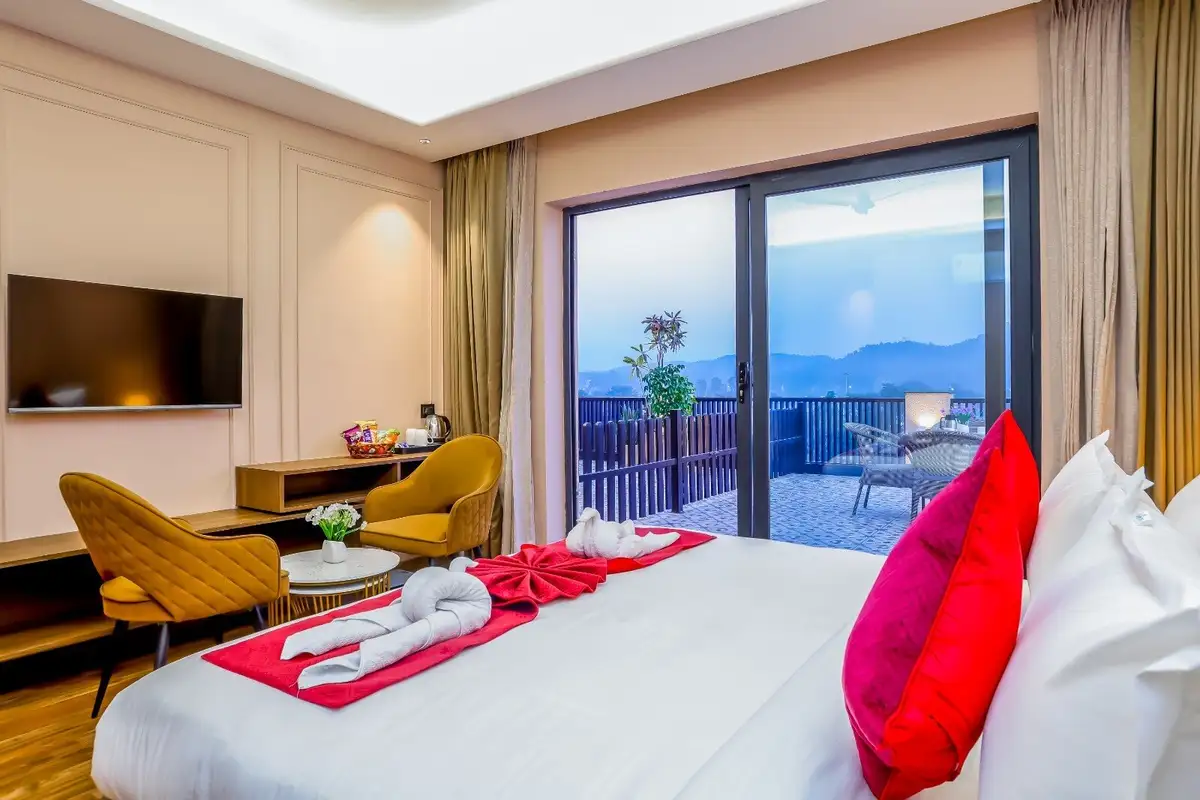 Arina Vedic Haveli Haridwar (2 Min walk for Ganga Ghat) Room