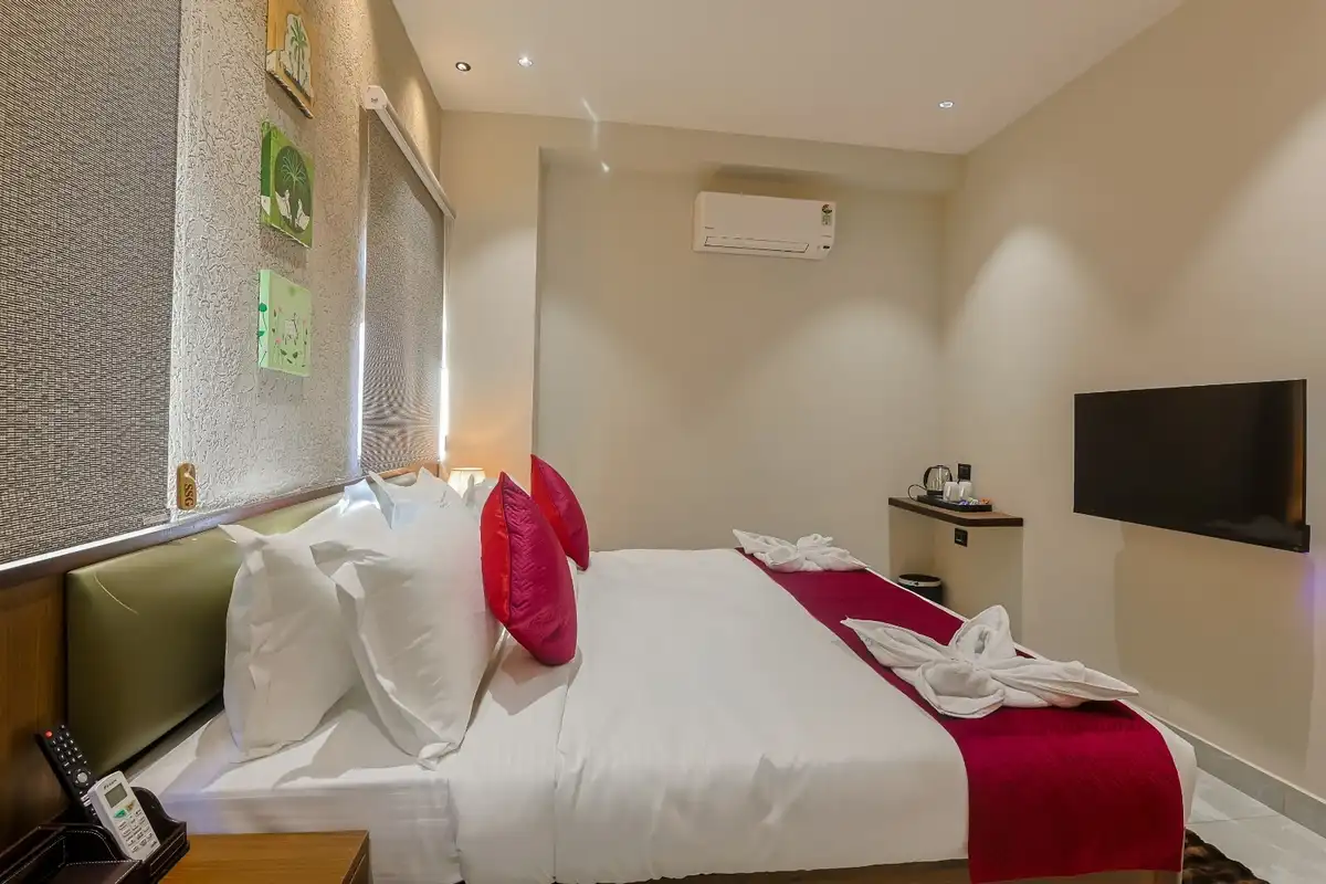 Arina Vedic Haveli Haridwar (2 Min walk for Ganga Ghat) Room