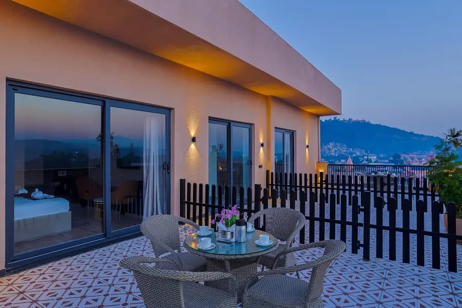 Arina Vedic Haveli Haridwar (2 Min walk for Ganga Ghat) Room