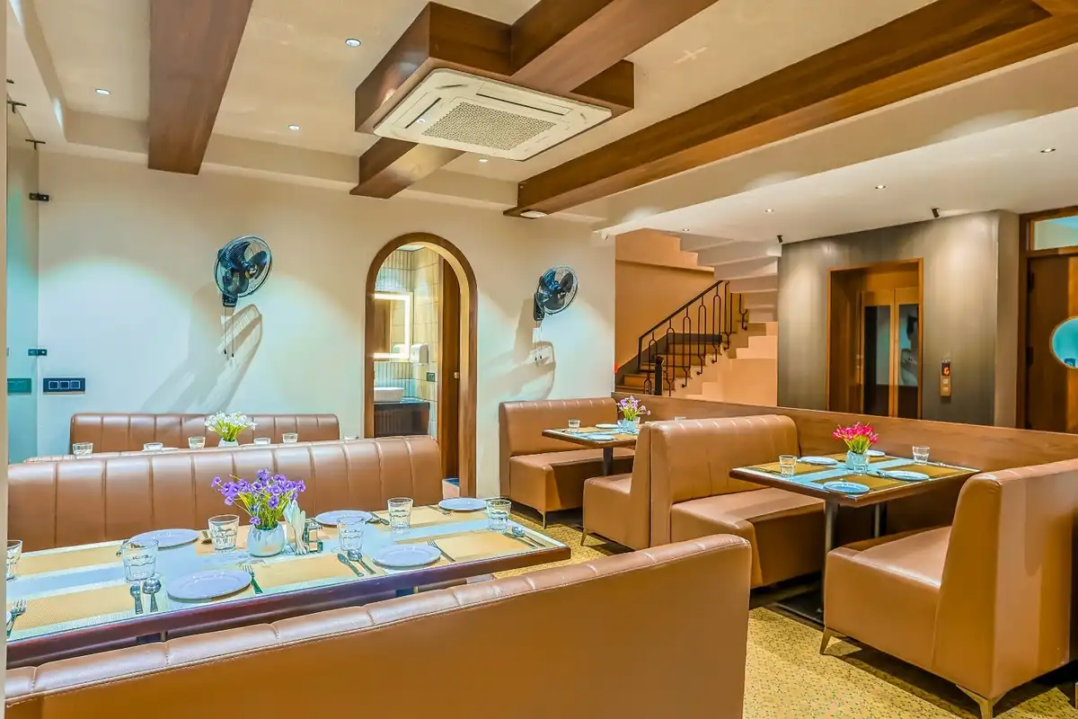 Arina Vedic Haveli Haridwar (2 Min walk for Ganga Ghat) Restaurant