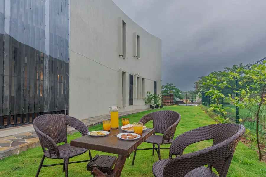 Artful Escape, Alibaug