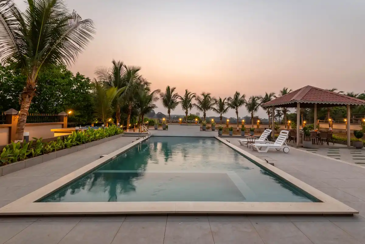 Aura Farmstay, Mumbai