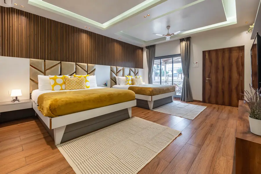 Aura Farmstay, Mumbai
