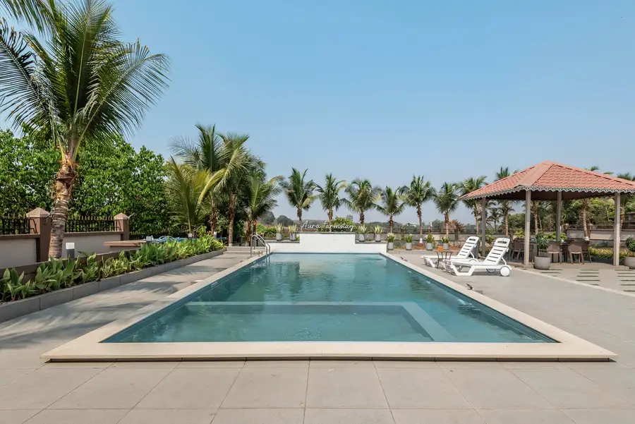 Aura Farmstay, Mumbai