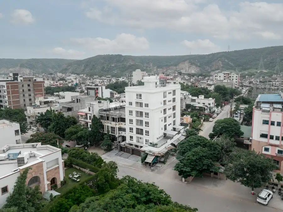 Aura Sky Luxe, Jaipur