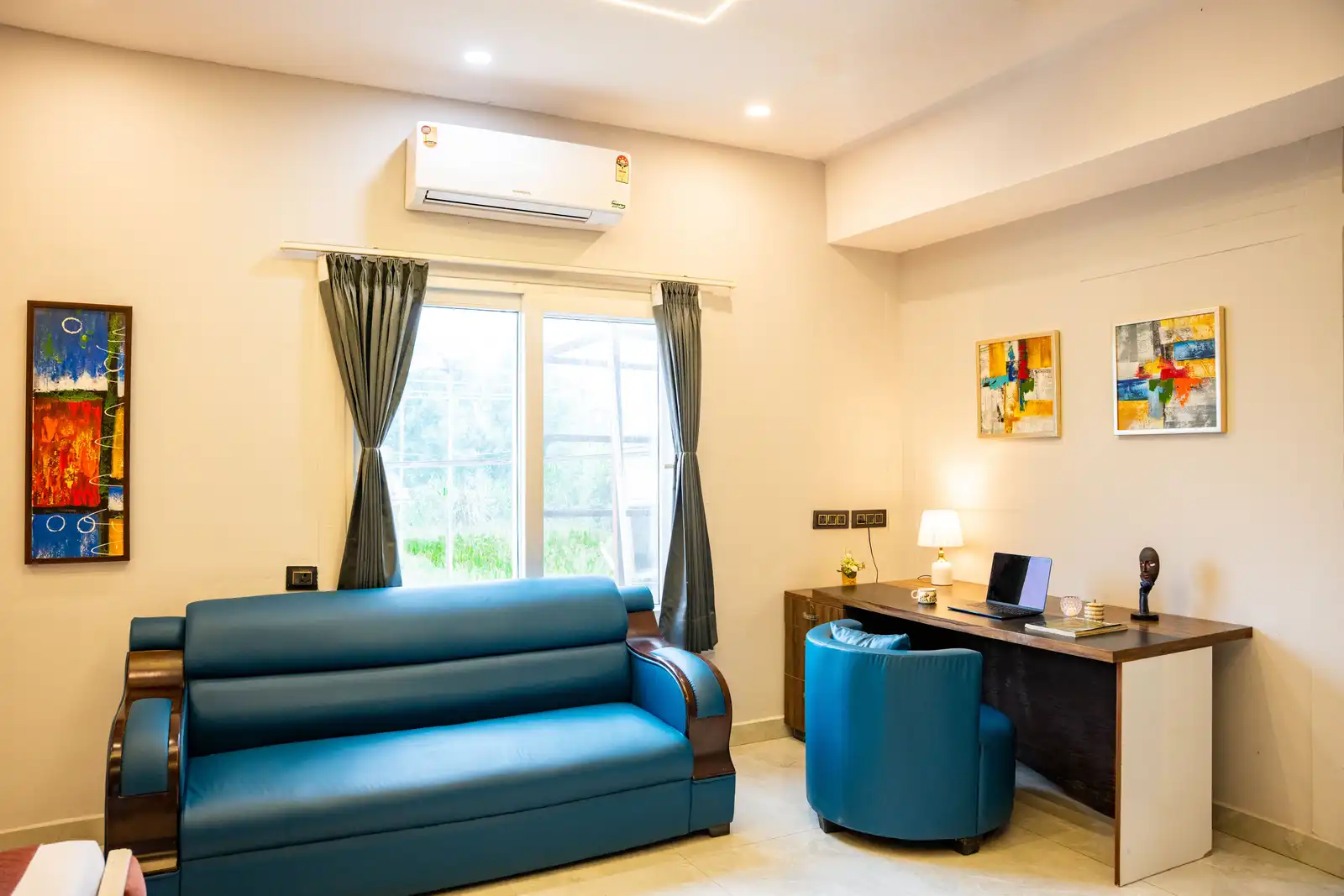 Aurea, Delhi NCR