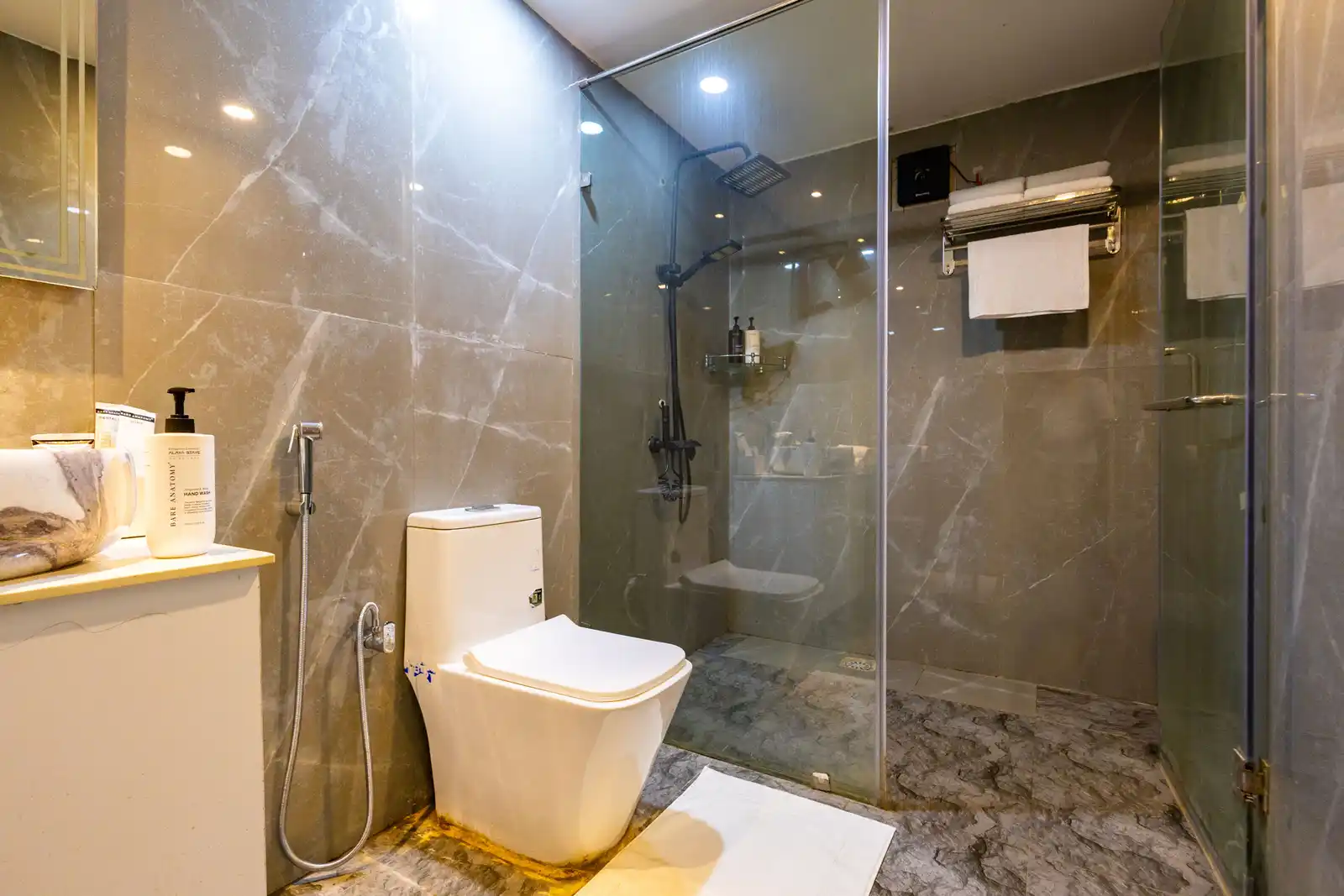 Aurea, Delhi NCR