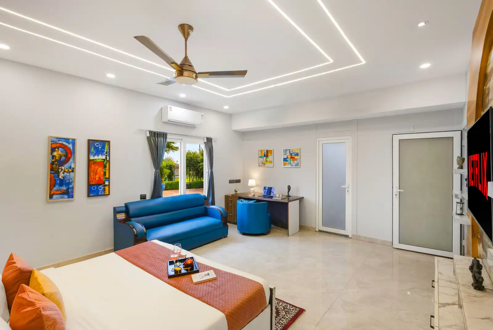 Aurea, Delhi NCR