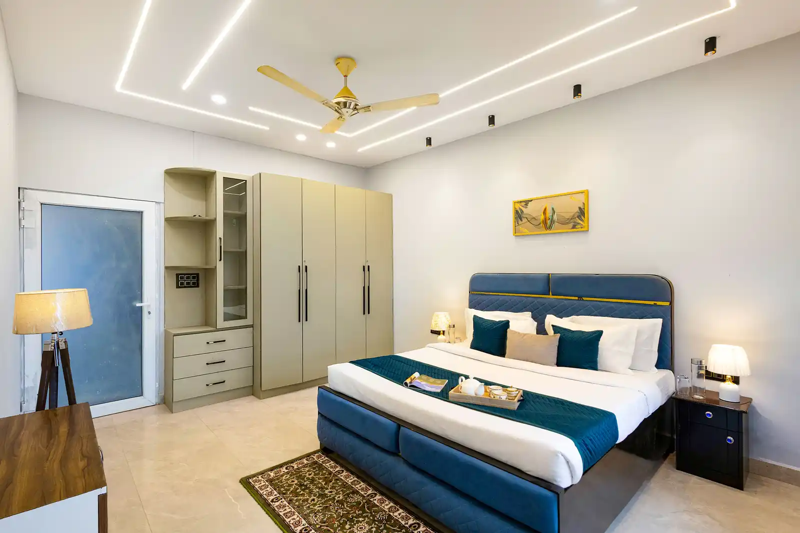 Aurea, Delhi NCR
