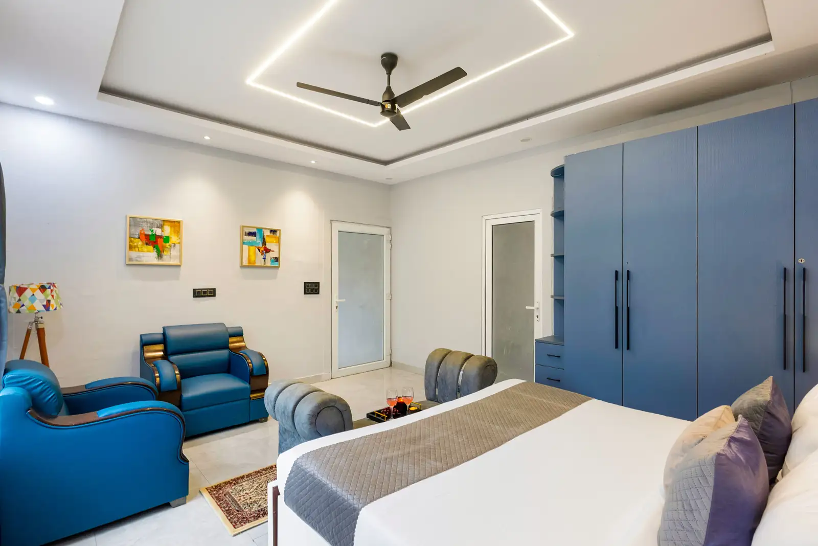 Aurea, Delhi NCR