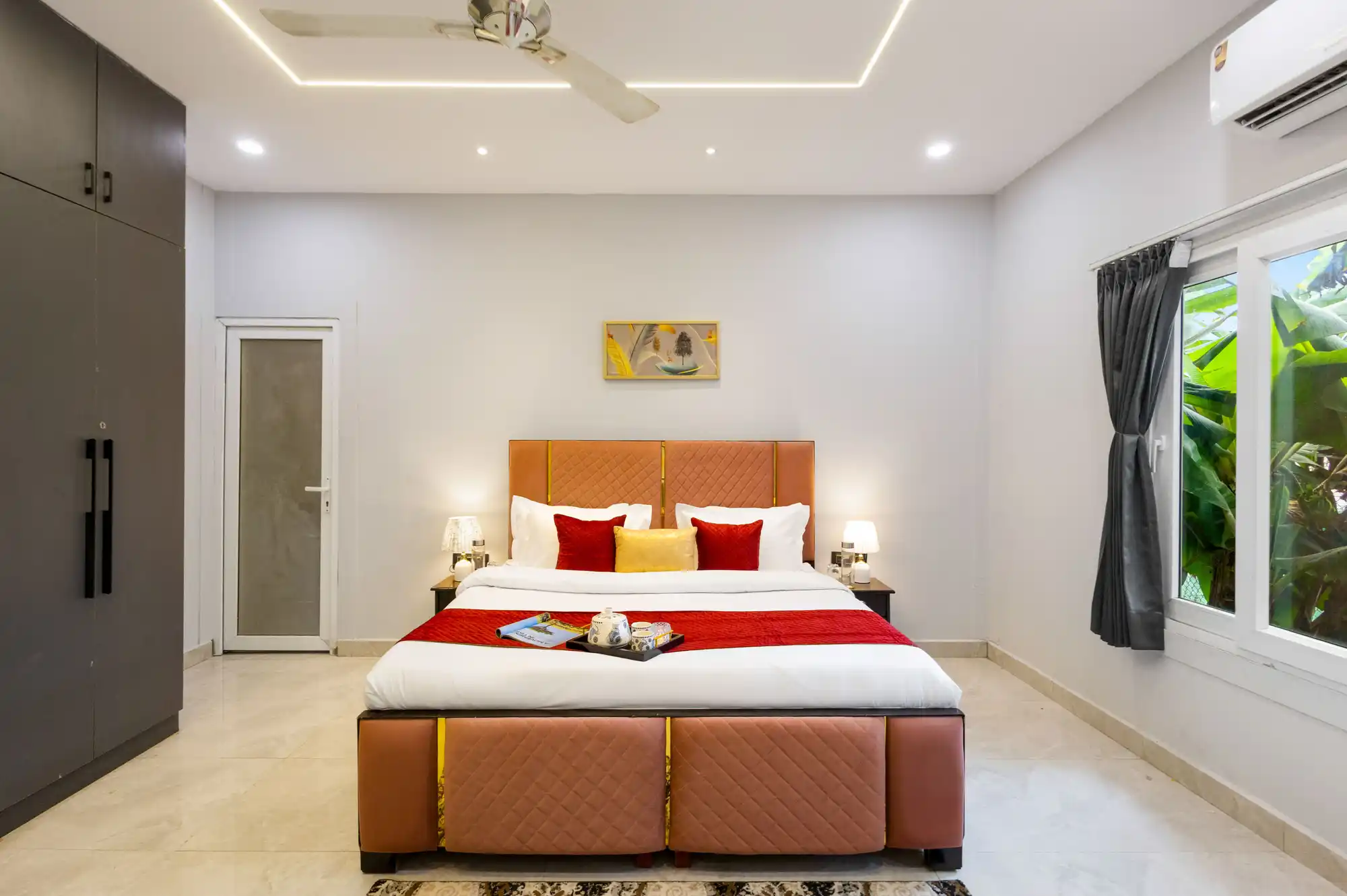 Aurea, Delhi NCR