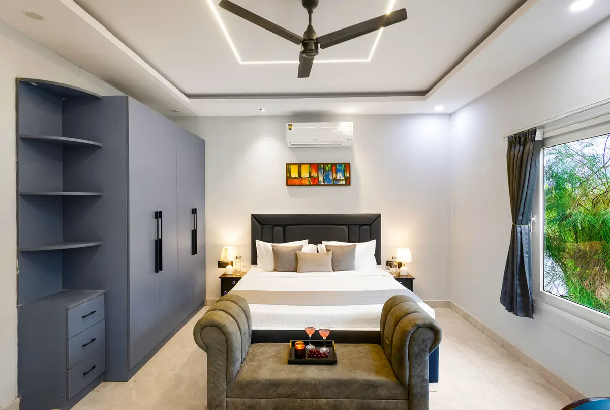 Aurea, Delhi NCR