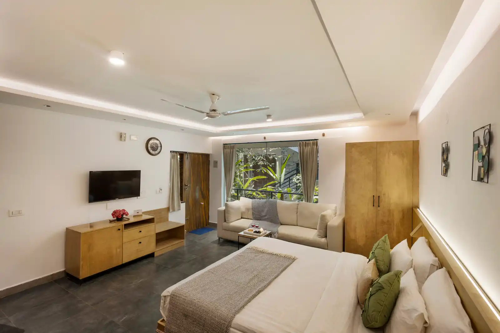 Avocado Cottages Deluxe Room, Coorg