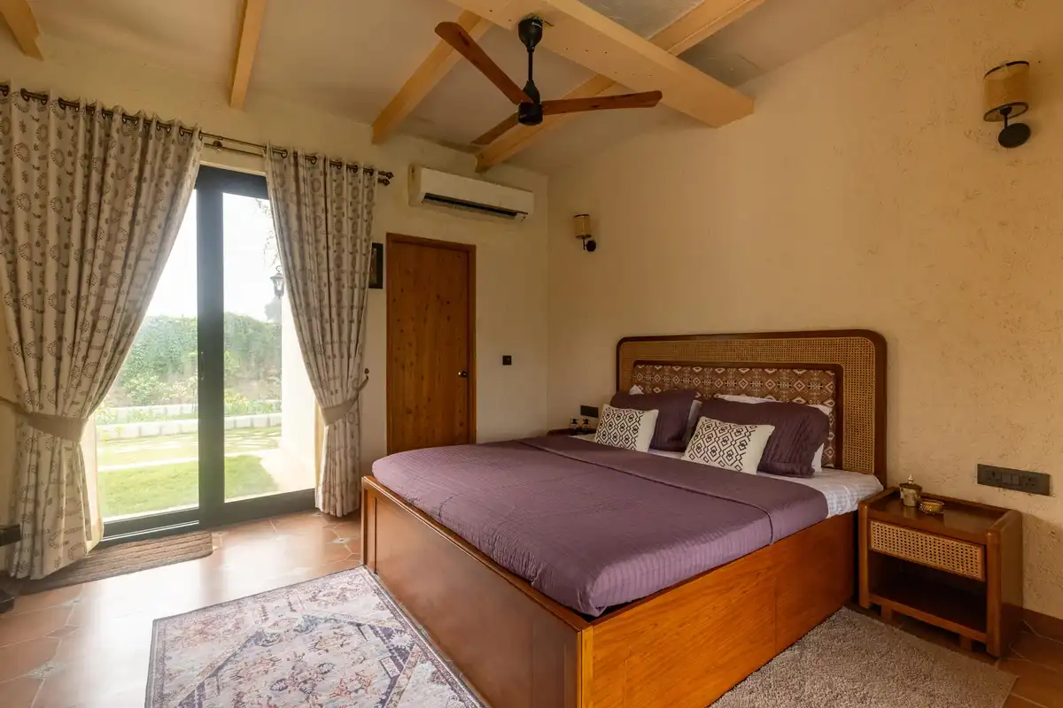 Bagaan Farm Stay W/Private Pool & Jacuzzi, Gurgaon