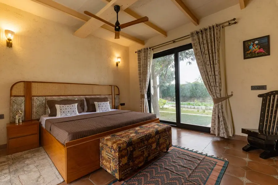 Bagaan Farm Stay W/Private Pool & Jacuzzi, Gurgaon