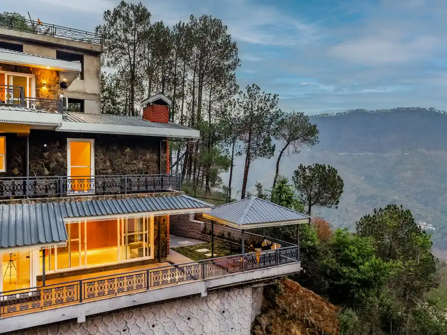 Bask and Blessings Highlands, Kasauli