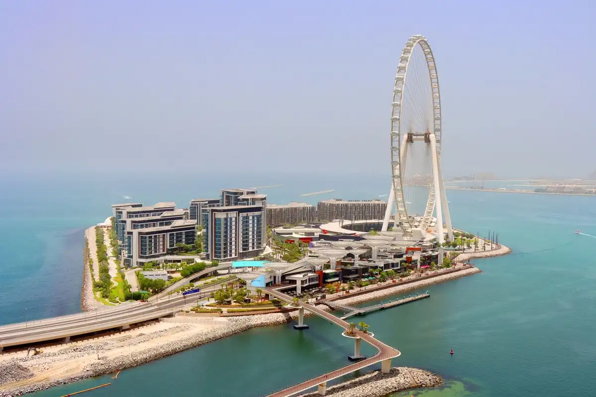 Beachfront 2B with Sea & Ain Dubai Views, Dubai