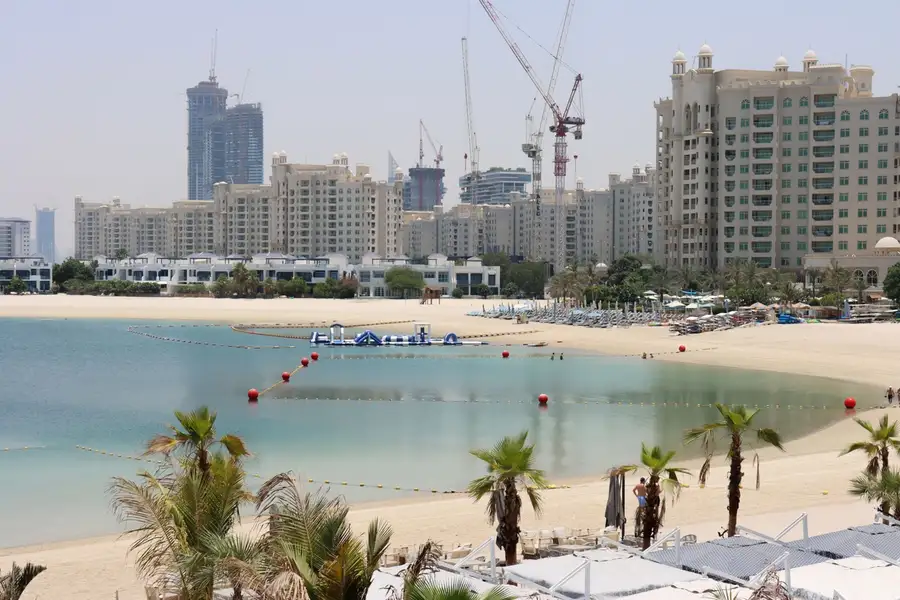 Beachfront Studio with Dining & Leisure Steps Away, Dubai