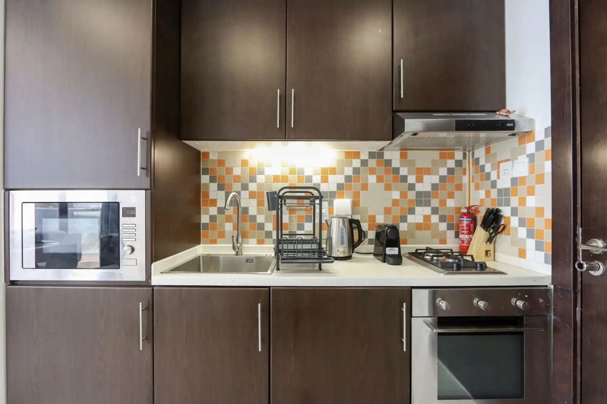 Beachfront Studio with Dining & Leisure Steps Away, Dubai