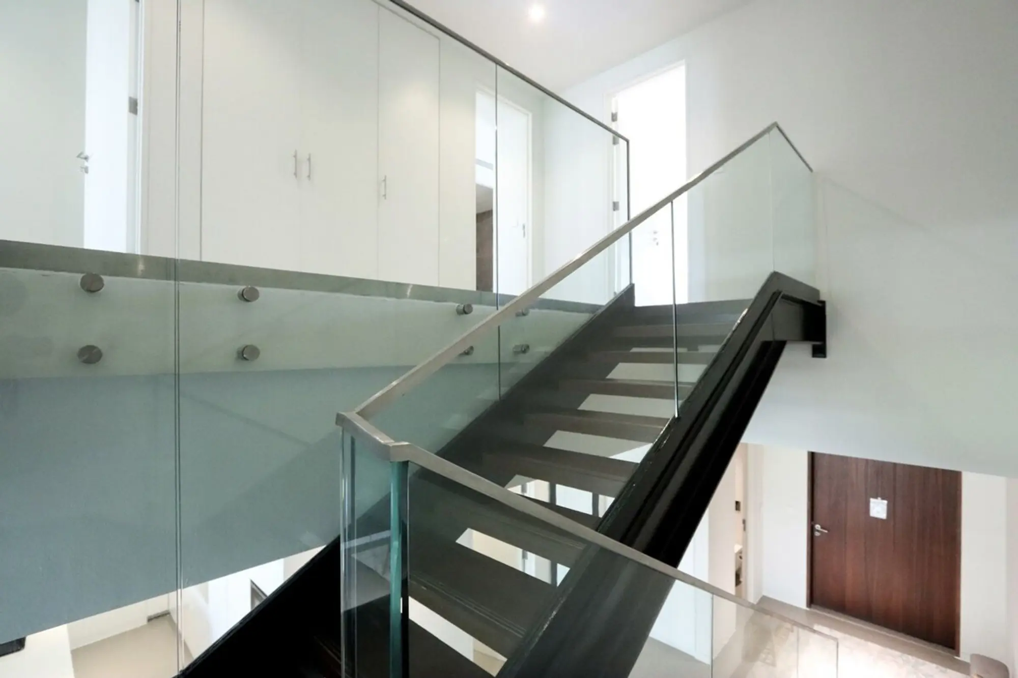 Beachfront Ultra 4BR Duplex, Dubai