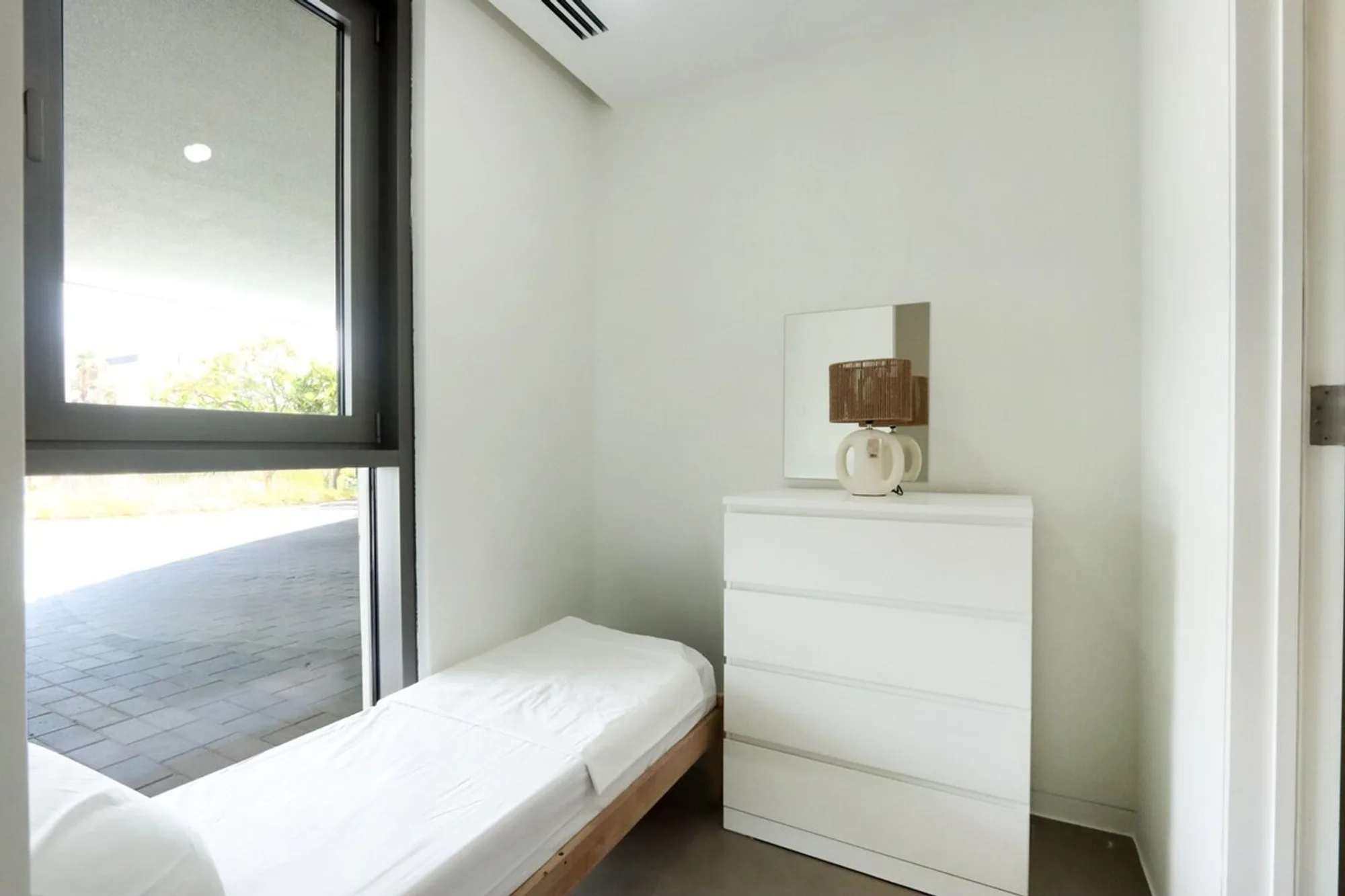 Beachfront Ultra 4BR Duplex, Dubai