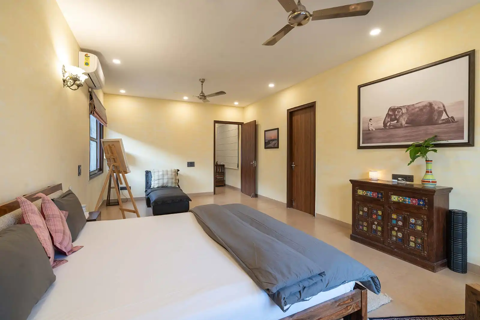 Bliss In The Woods w/ Outdoor Pool - Gurgaon, New Delhi