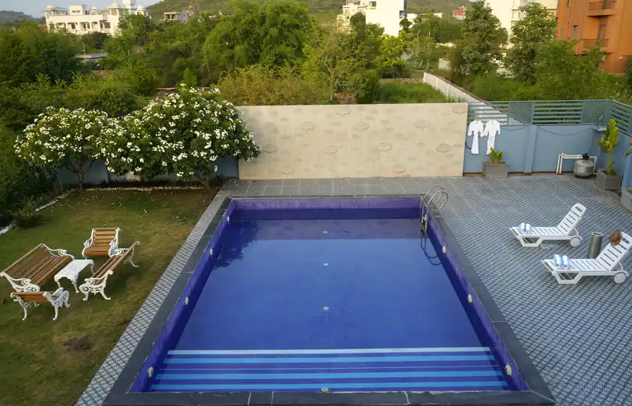 Bluebell, Udaipur