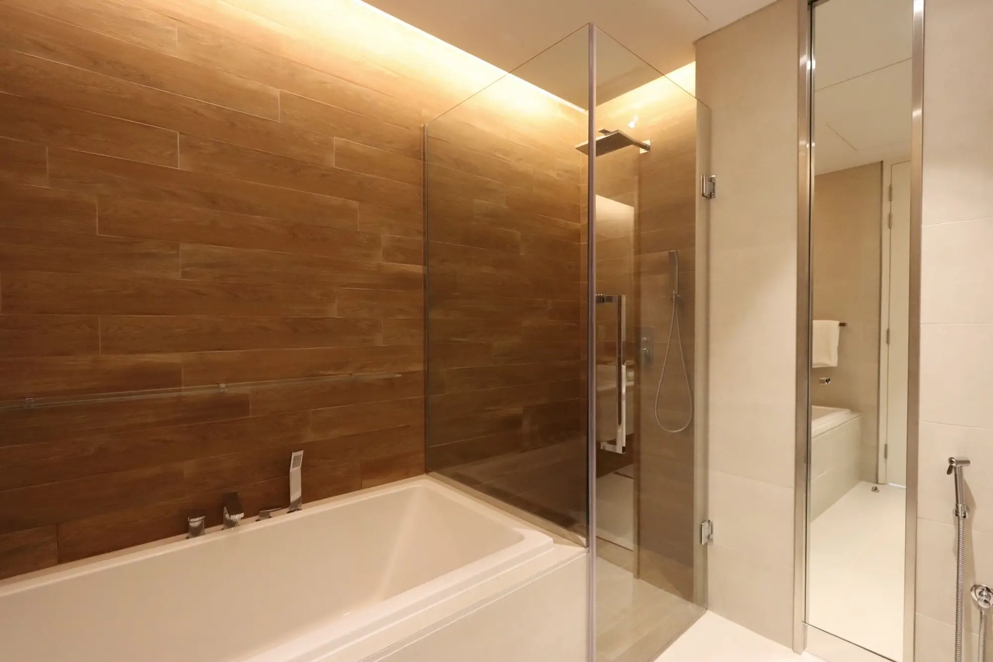 Bluewaters 3BR + Maids, with Sea View, Dubai
