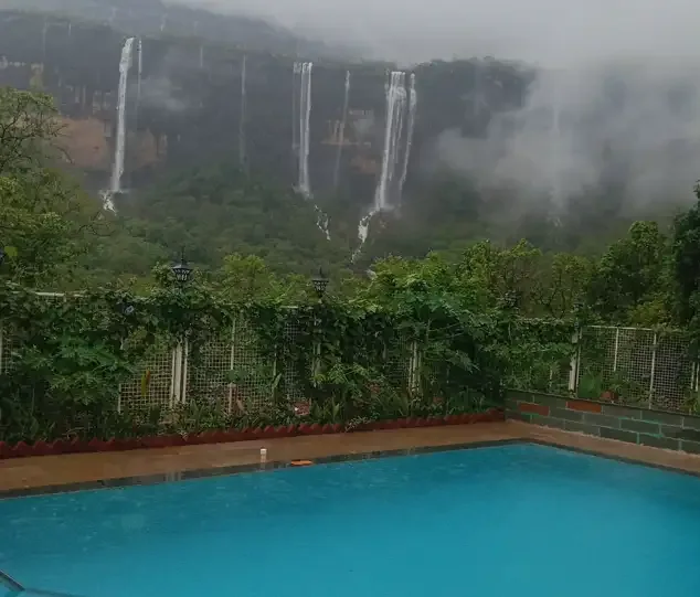 Brick Bastion, Karjat
