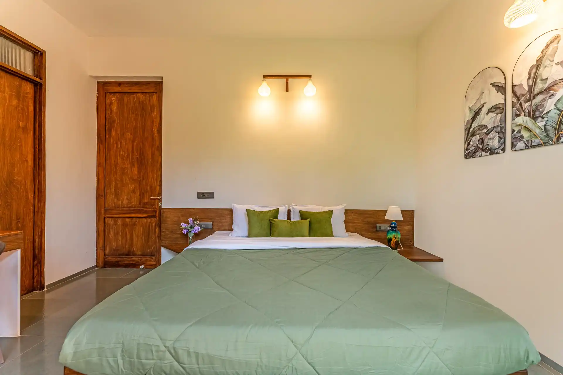 Bricks and Tides - Aravi Beachfront Villa, Shrivardhan