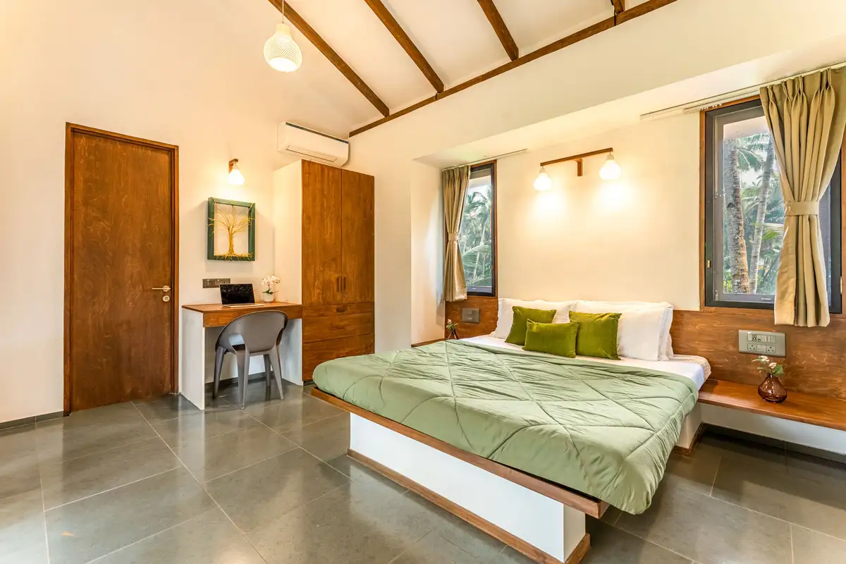 Bricks and Tides - Aravi Beachfront Villa, Shrivardhan