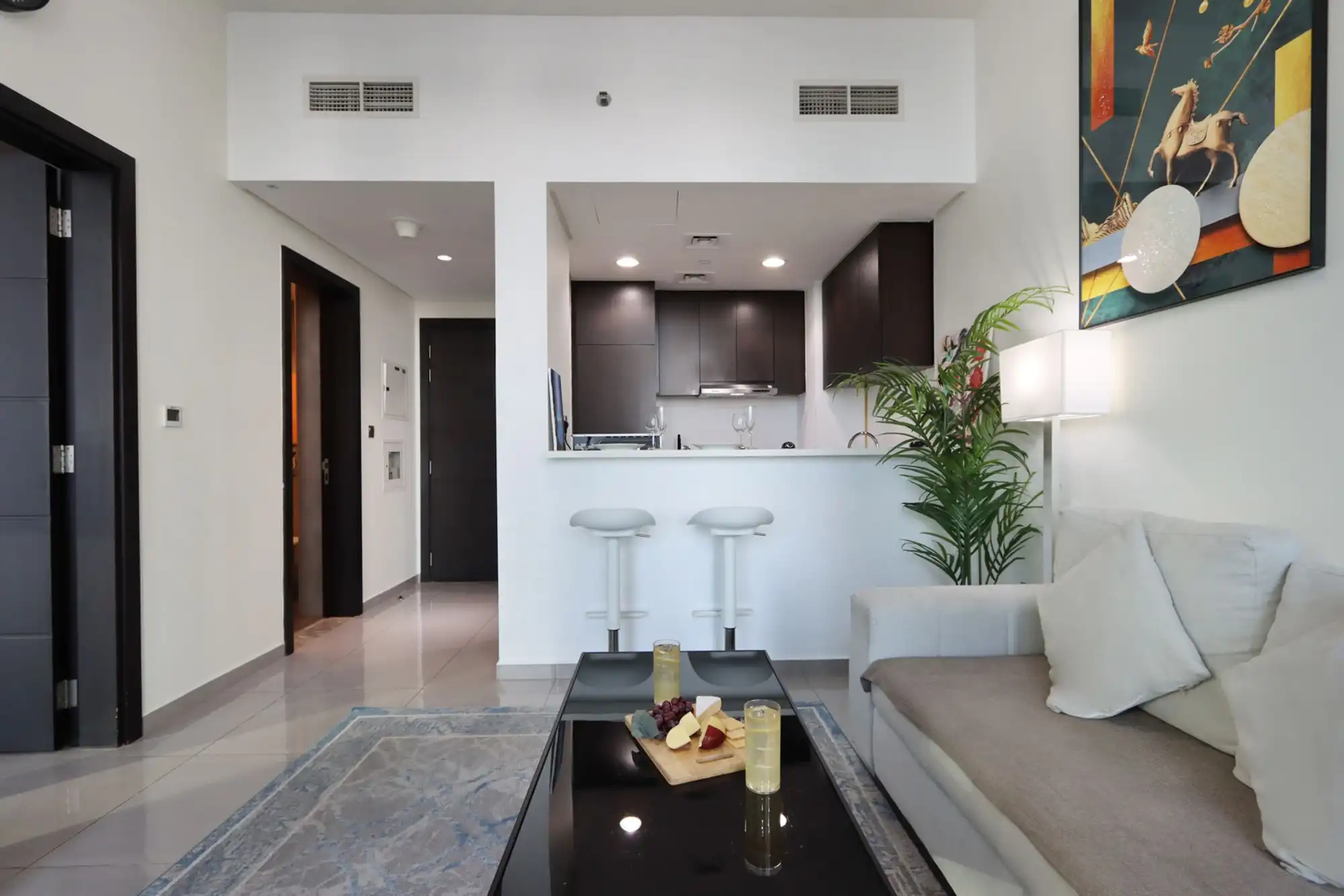 Bright 1 BR Suite In Merano Tower, Dubai