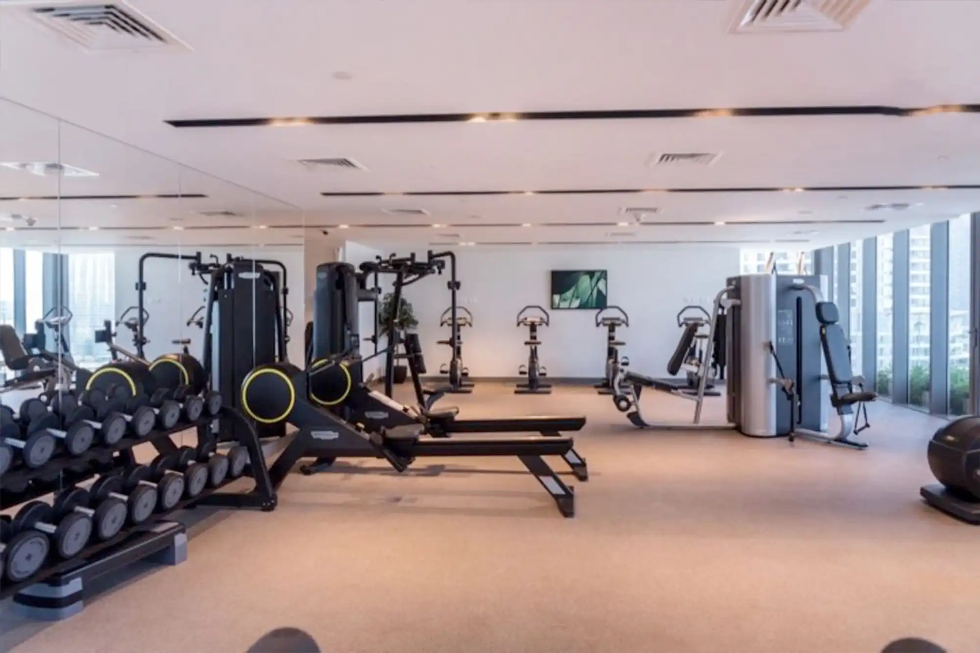 Bright 1BR, Boulevard Point, Dubai