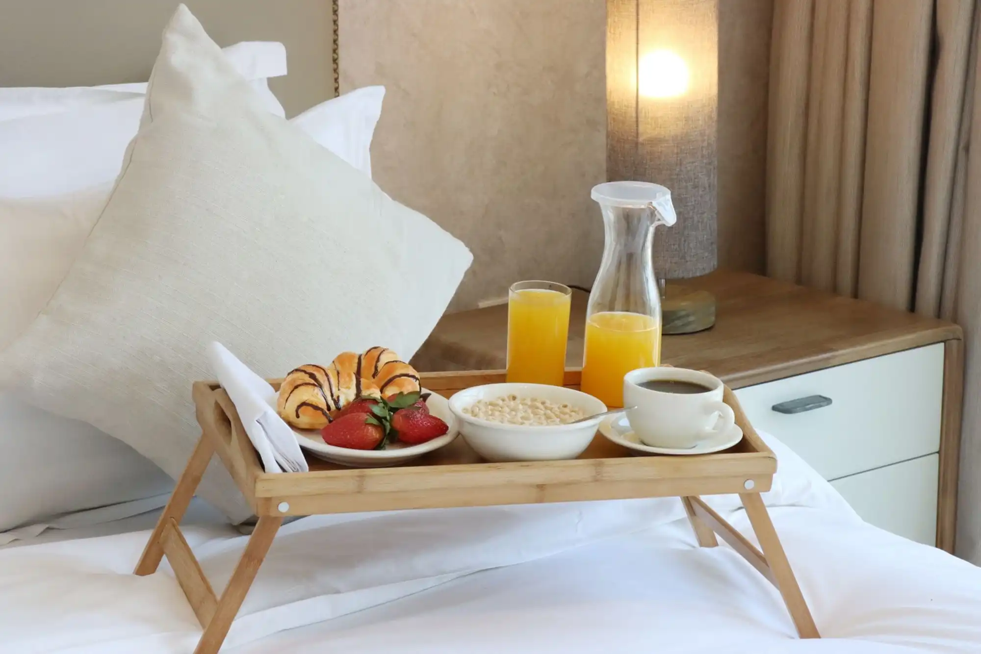 Bright 1BR, Boulevard Point, Dubai