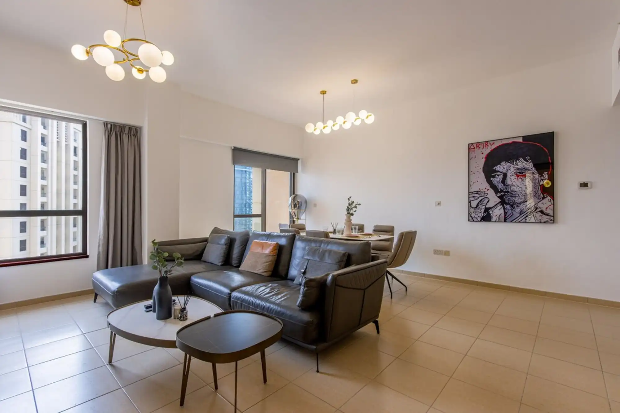 Bright 1BR with Marina & City Views, Dubai