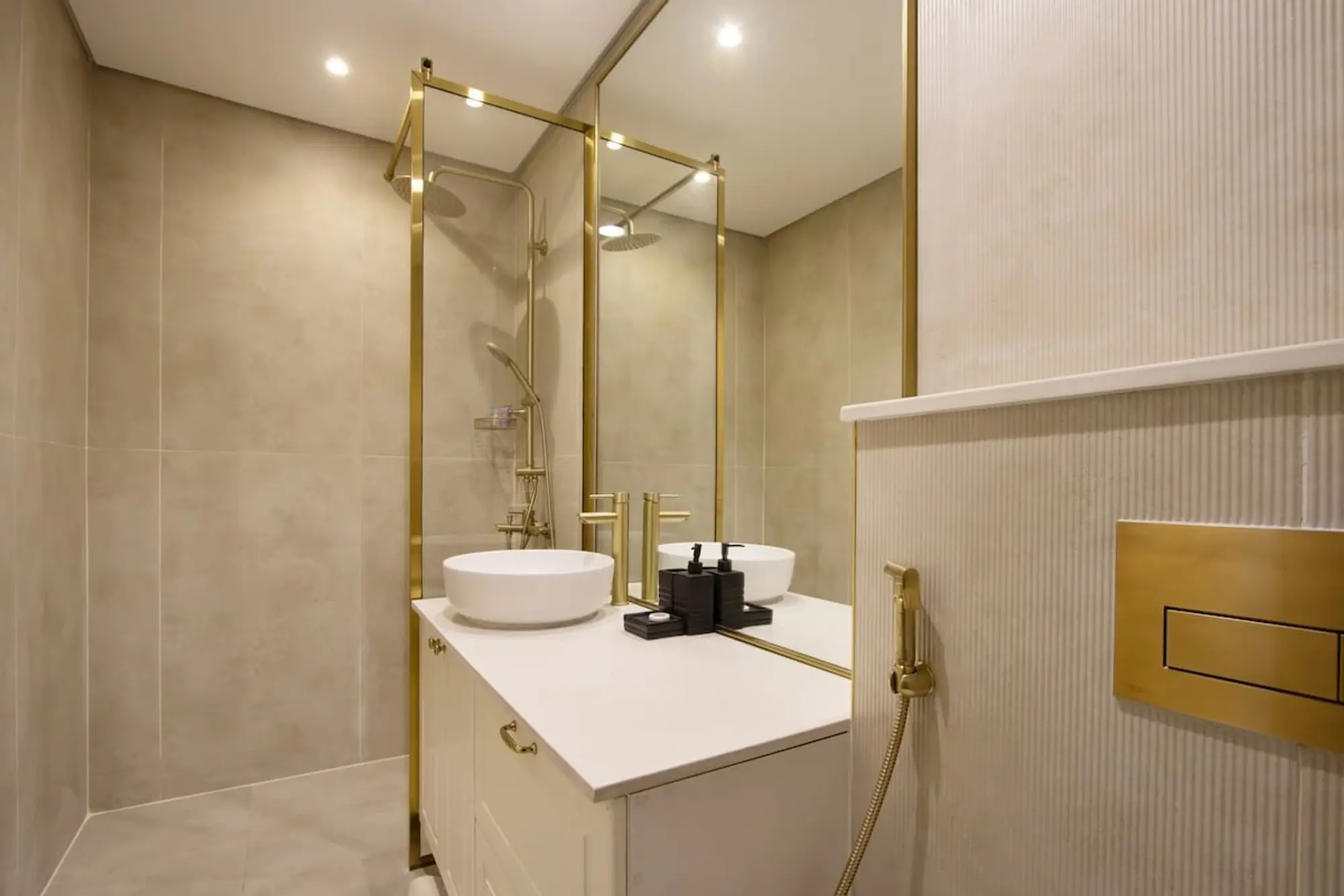 Bright 2BR in JVC Pool, Gym & Modern Comfort, Dubai