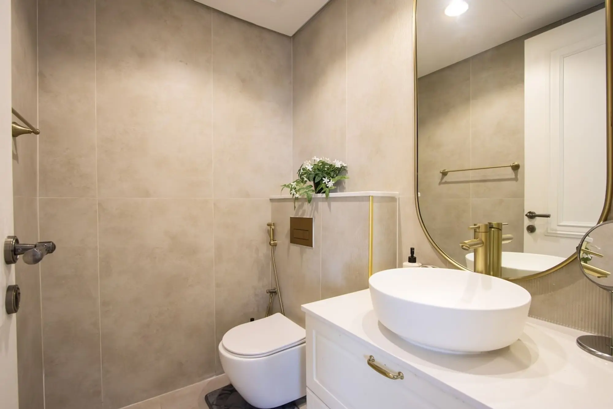 Bright 2BR in JVC Pool, Gym & Modern Comfort, Dubai