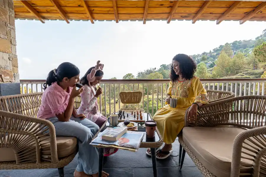 Brookside Estate, Almora