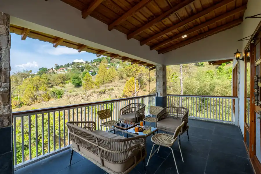 Brookside Estate, Almora