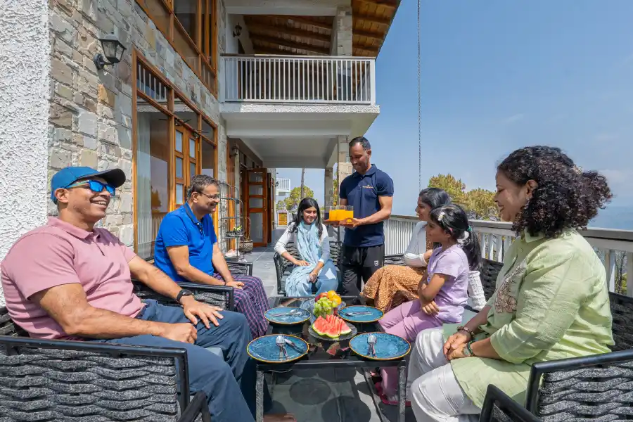 Brookside Estate, Almora