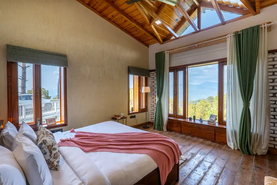 Brookside Estate, Almora