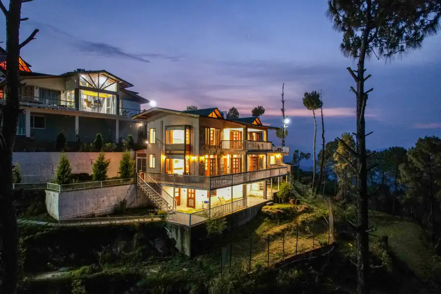 Brookside Estate, Almora