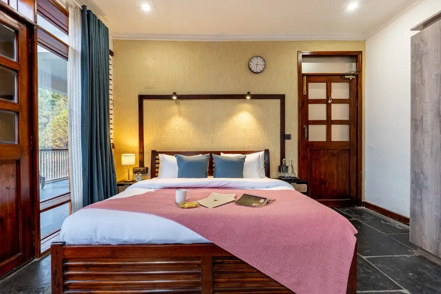 Brookside Estate, Almora