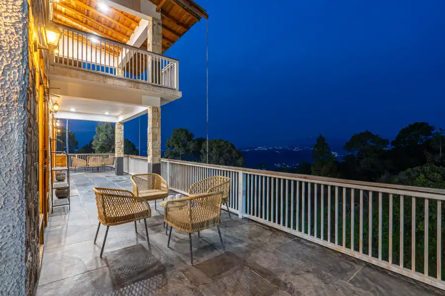 Brookside Estate, Almora